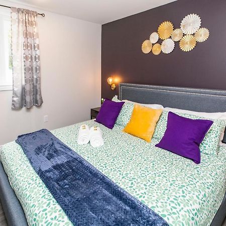 オタワLuxury 1Br With King Bed - Steps From Byward Market!アパートメント エクステリア 写真